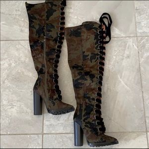 🔥Jennifer Le Combat Boots🔥